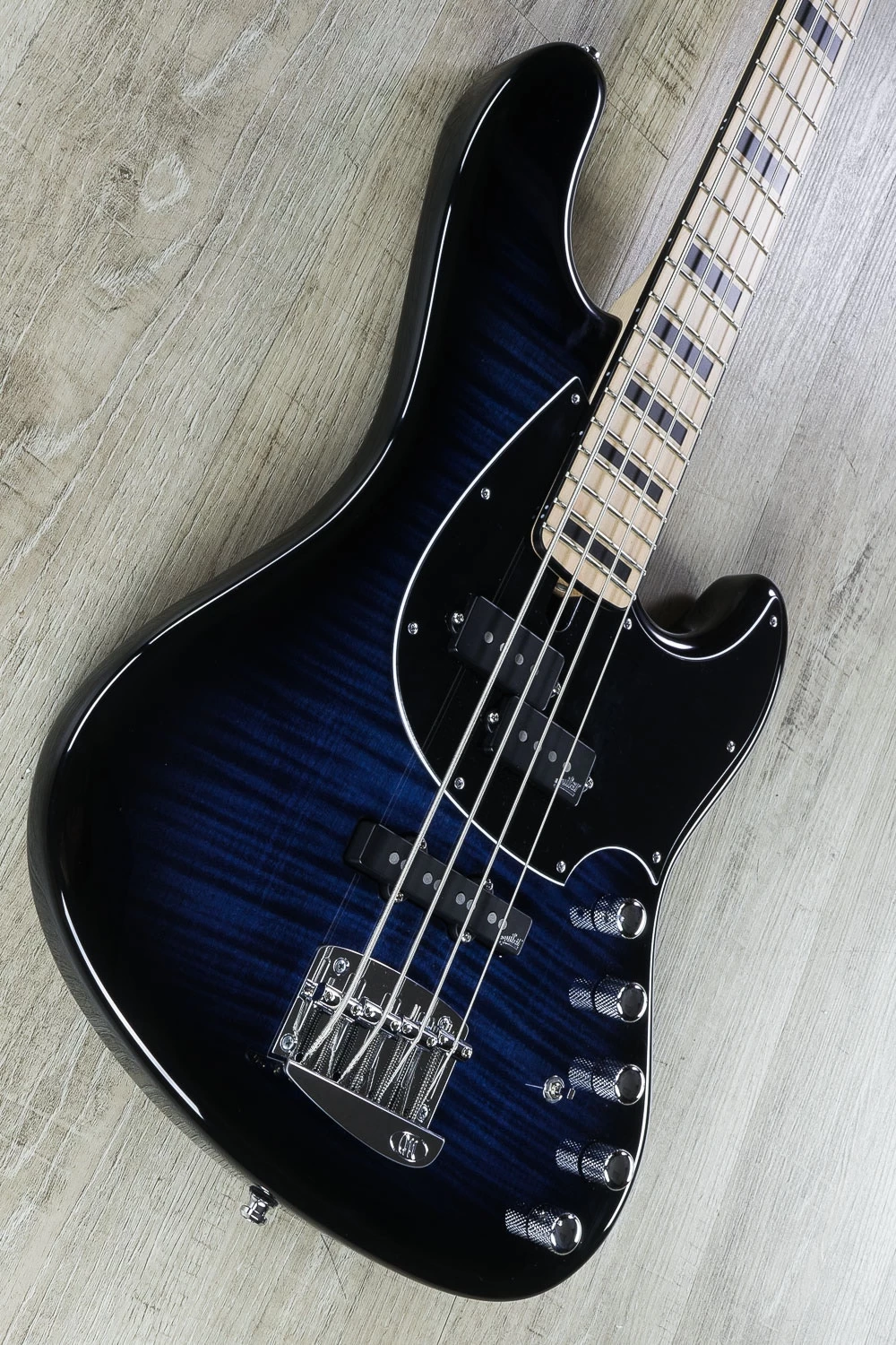 Mayones Jabba Classic 4 P/J Bass, Dirty Blue Burst, Maple Fretboard, Flame Maple Top, Aguilar Pickups 4 Mayones Jabba Classic 4 P/J Bass, Dirty Blue Burst, Maple Fretboard, Flame Maple Top, Aguilar Pickups - Image 2