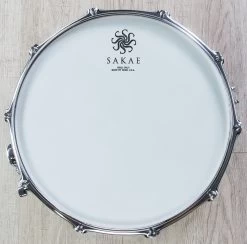 Sakae Birch Snare Drum With Mighty Hoop - Blood (5.5" X 14")